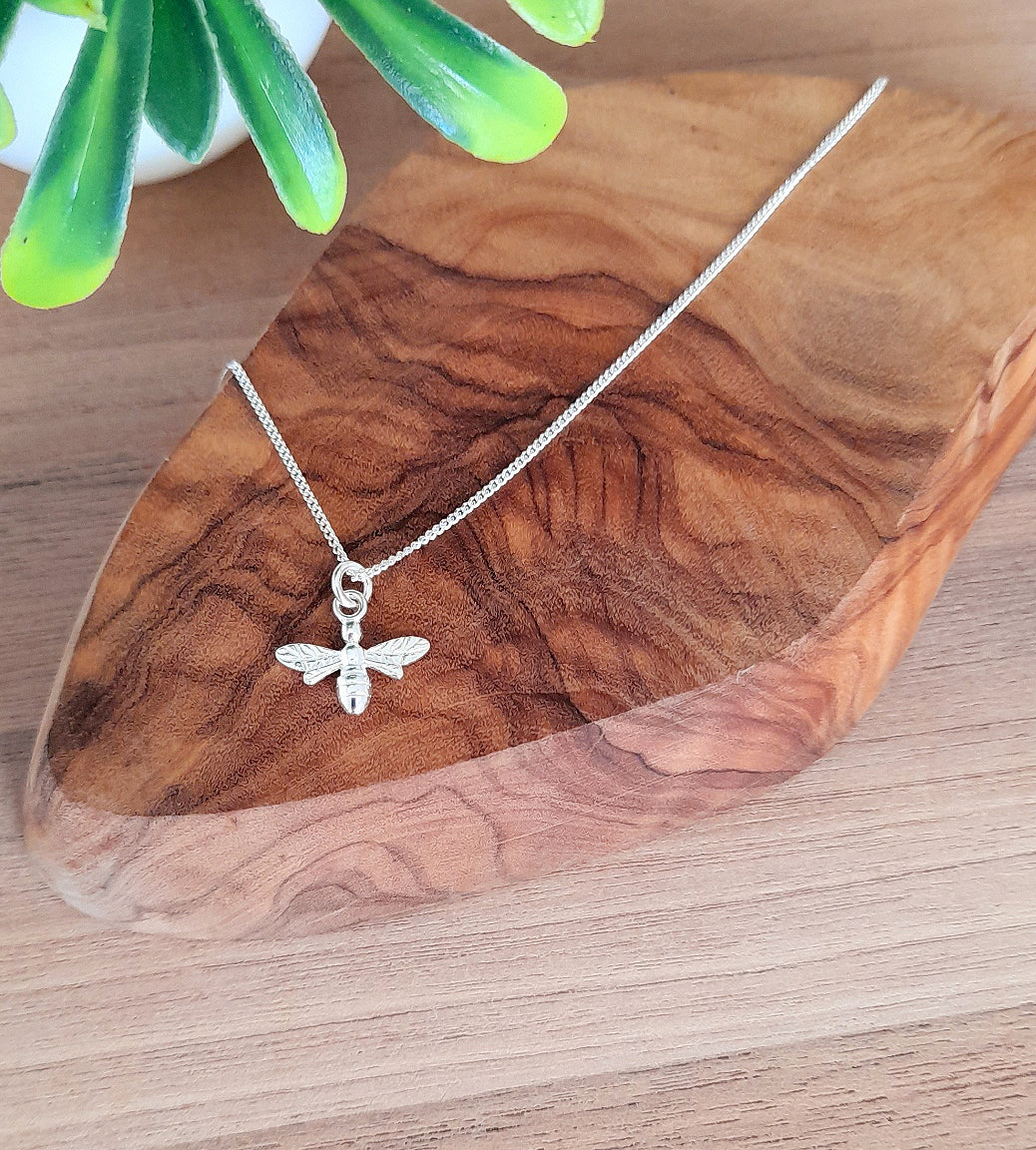Bee Necklace in Sterling Silver 925, Personalised Jewellery