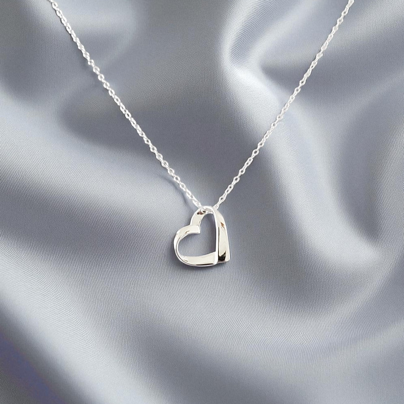 Ribbon Heart Necklace in 925 Sterling Silver – Elegant Jewellery Gift