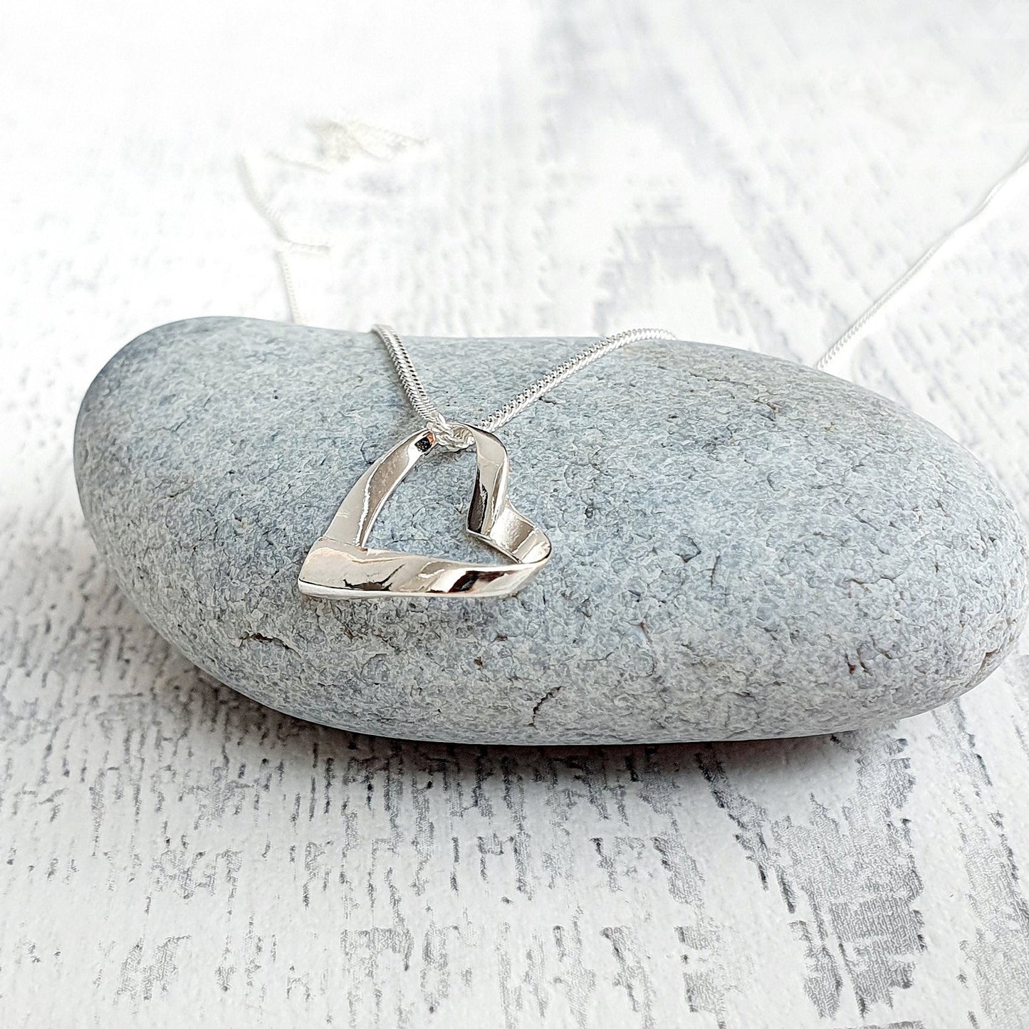 Bonus Mum Ribbon Heart Necklace in Sterling Silver 925, Personalised Jewellery Gift