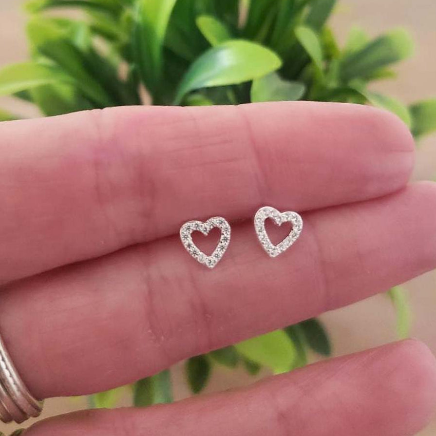 CZ Cluster Heart Stud Earrings in Sterling Silver 925 | Personalised Jewellery Gift