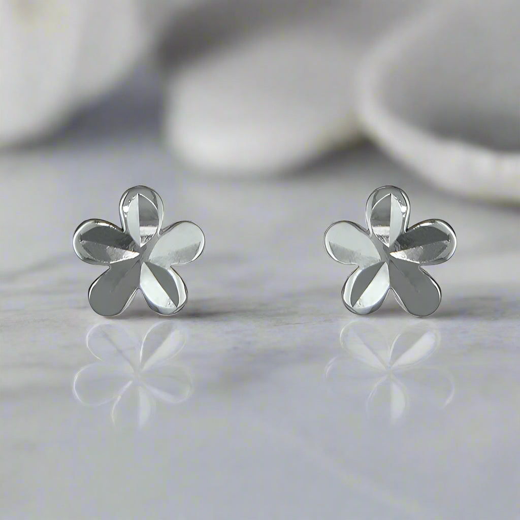 Diamond Cut Daisy Stud Earrings – Sterling Silver Flower Earrings