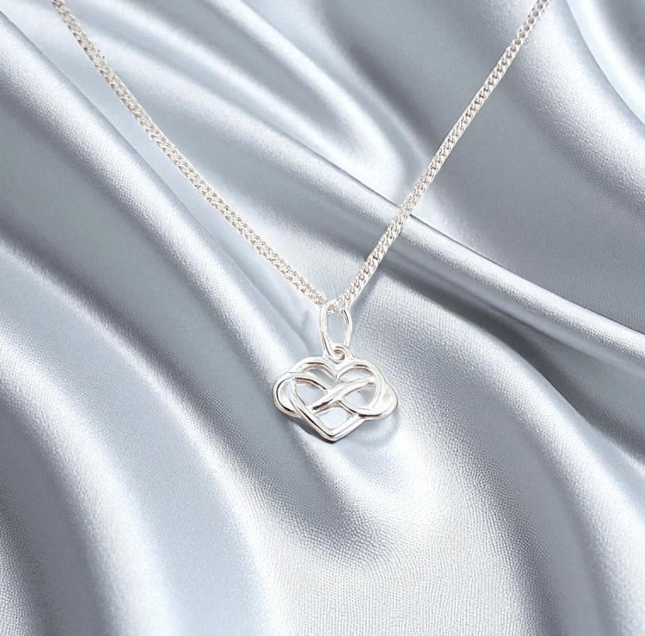 Granddaughter Infinity Heart Necklace & Earrings Set in Sterling Silver 925 | Personalised Jewellery Gift