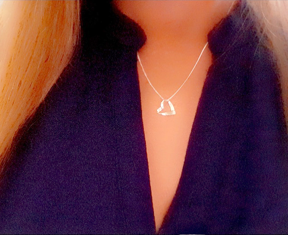 Mother of the Bride Gift, Ribbon Heart Necklace in Sterling Silver 925, Personalised Jewellery Gift