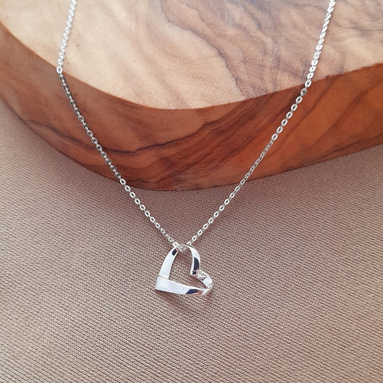 Sister Gift | Ribbon Heart Necklace in Sterling Silver 925 | Personalised Jewellery