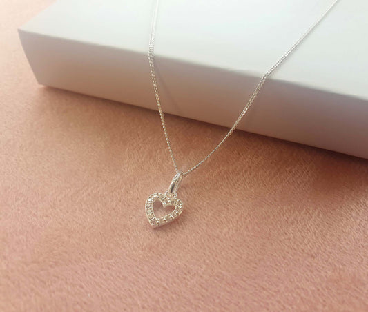 Mum Heart Necklace with Cubic Zirconia in Sterling Silver 925, Personalised Jewellery Gift