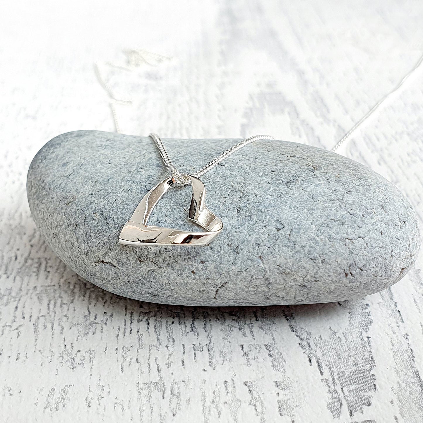 Sister Gift | Ribbon Heart Necklace in Sterling Silver 925 | Personalised Jewellery