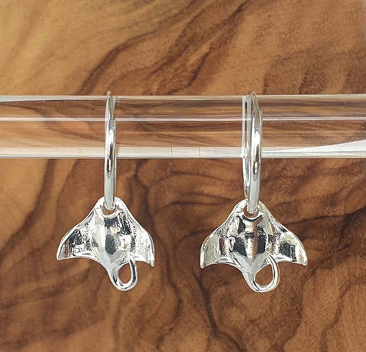 Charmed Silver Manta Ray Hoop Earrings 15mm 925 Sterling Silver